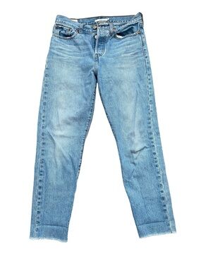Levi’s Premium Wedgie Straight Jeans Size 28